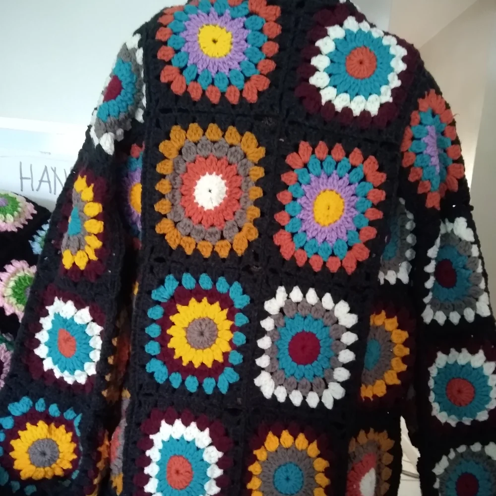 Granny square sunflower cardigan - Picture 7 of 7